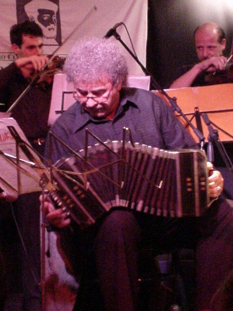 Color Tango’nun bandoneonisti Roberto Alvarez ile söyleşi